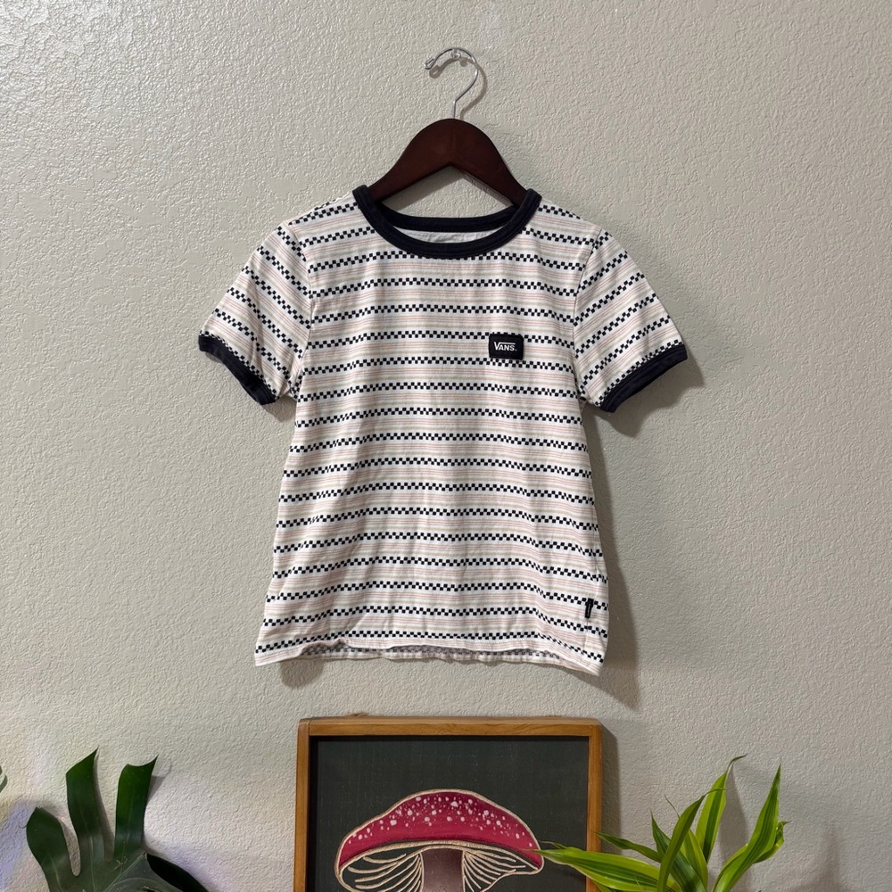 ✨4 for $15✨ Vans cropped T-Shirt